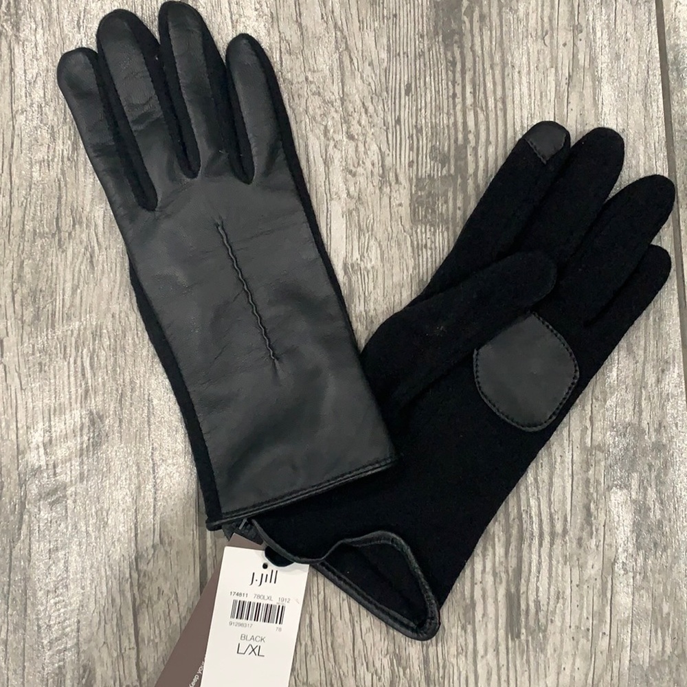 NWT leather smart gloves